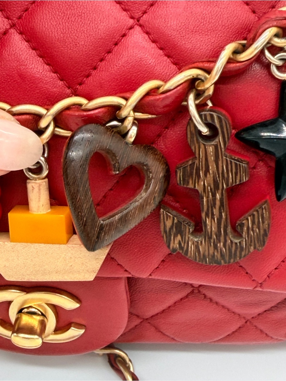 CHANEL Red Quilted Leather Shoulder Bag with Charm Chain COA READY - Picture 4 of 16